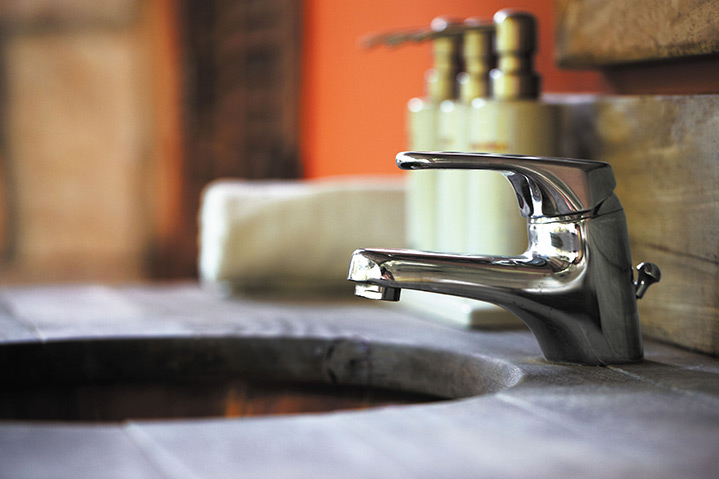 A2B Plumbers are able to fix any leaking taps you may have in Cowes. 